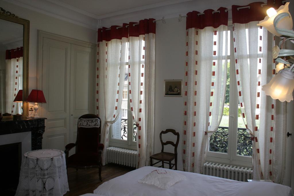 Chambre D'Hotes L'Ambroise Troyes Exterior photo