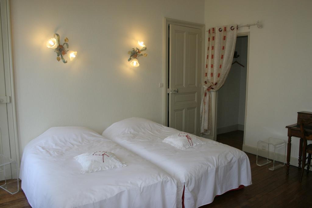 Chambre D'Hotes L'Ambroise Troyes Exterior photo